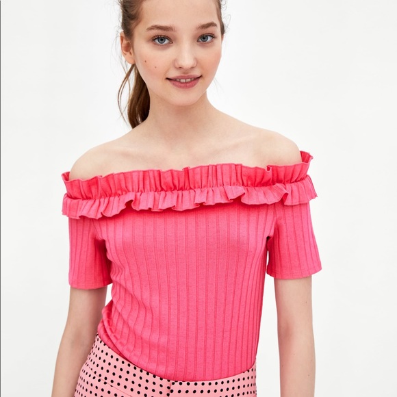 Barbie pink off-the-shoulder ribbed ruffled top - Picture 3 of 8